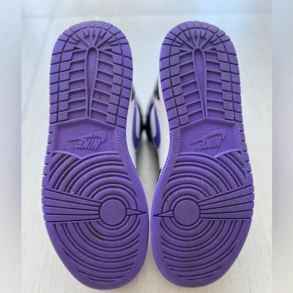 Nike Air Jordan 1 Mid  Big Kids US 5Y
Black/White/Dark Iris - Picture 6 of 8